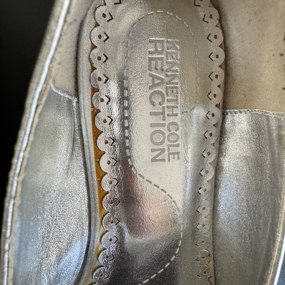 Kenneth Cole Reaction Girl Shoes - Picture 3 of 4